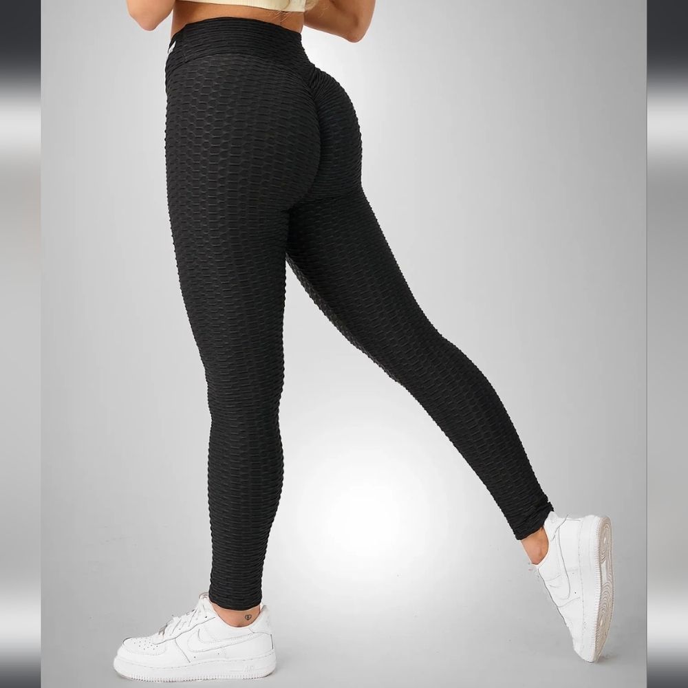 Women's Black Textured Leggings